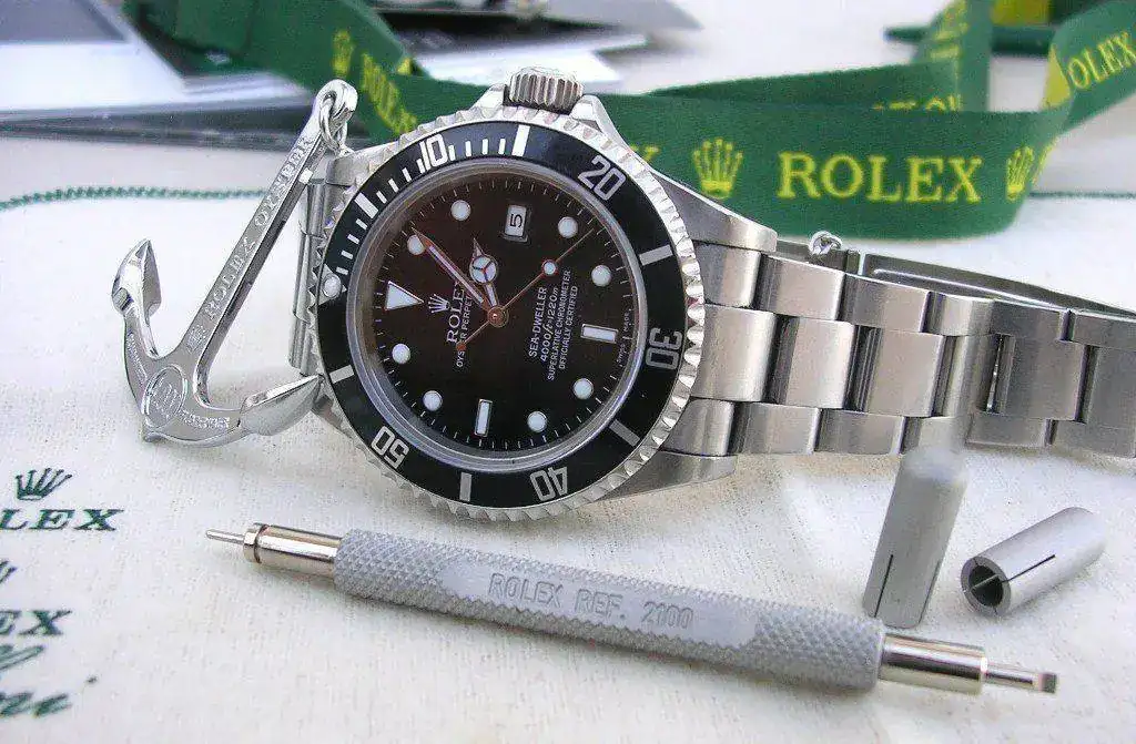 ROLEX_SEA_DWELLER_16600_25.webp