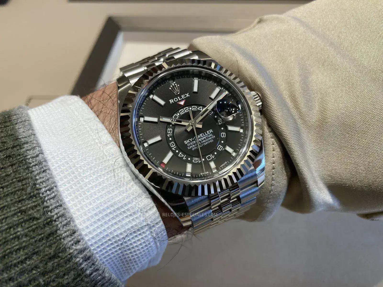 Rolex_Sky_Dweller-2.webp