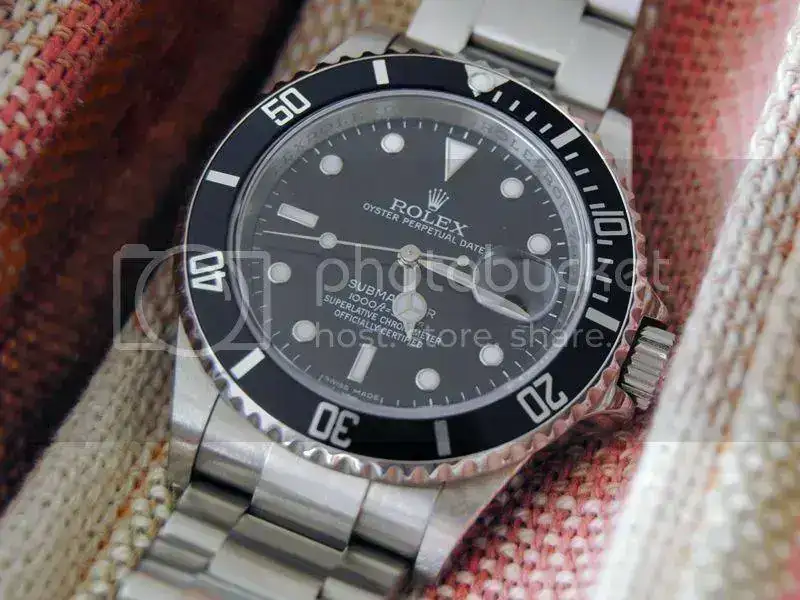Rolex_Sub_Date.webp