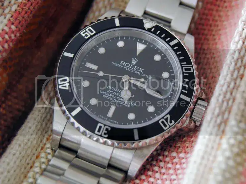 Rolex_Sub_Date.webp