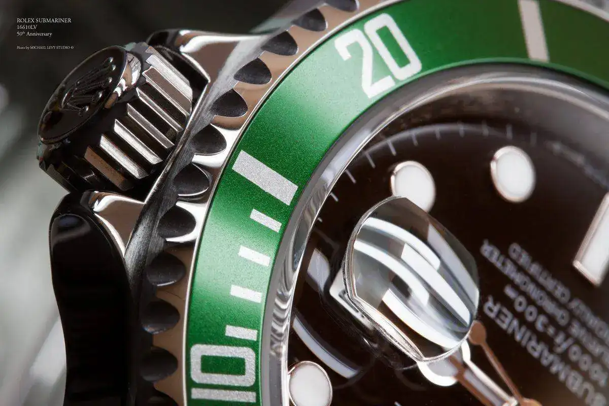 ROLEX_SUBMARINER_16610LV_2.webp