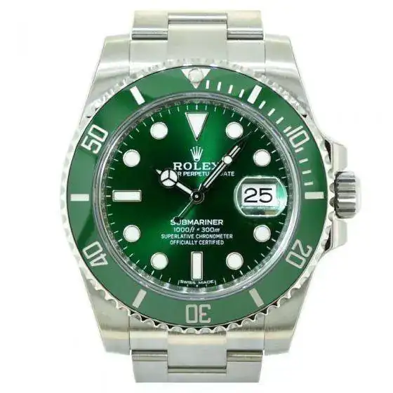 rolex_submariner_hulk_116610lv_close_1.webp