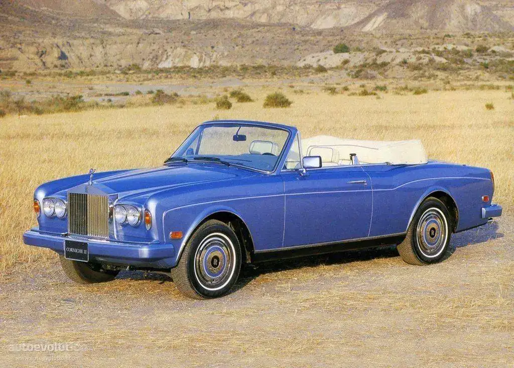 ROLLSROYCECornicheI-II-III-IV-3279_1.jpeg