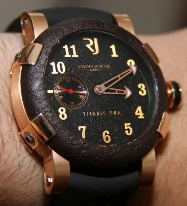 Romain-Jerome-Titanic-DNA-gold-watch-4.webp