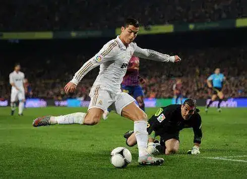 ronaldo7.webp