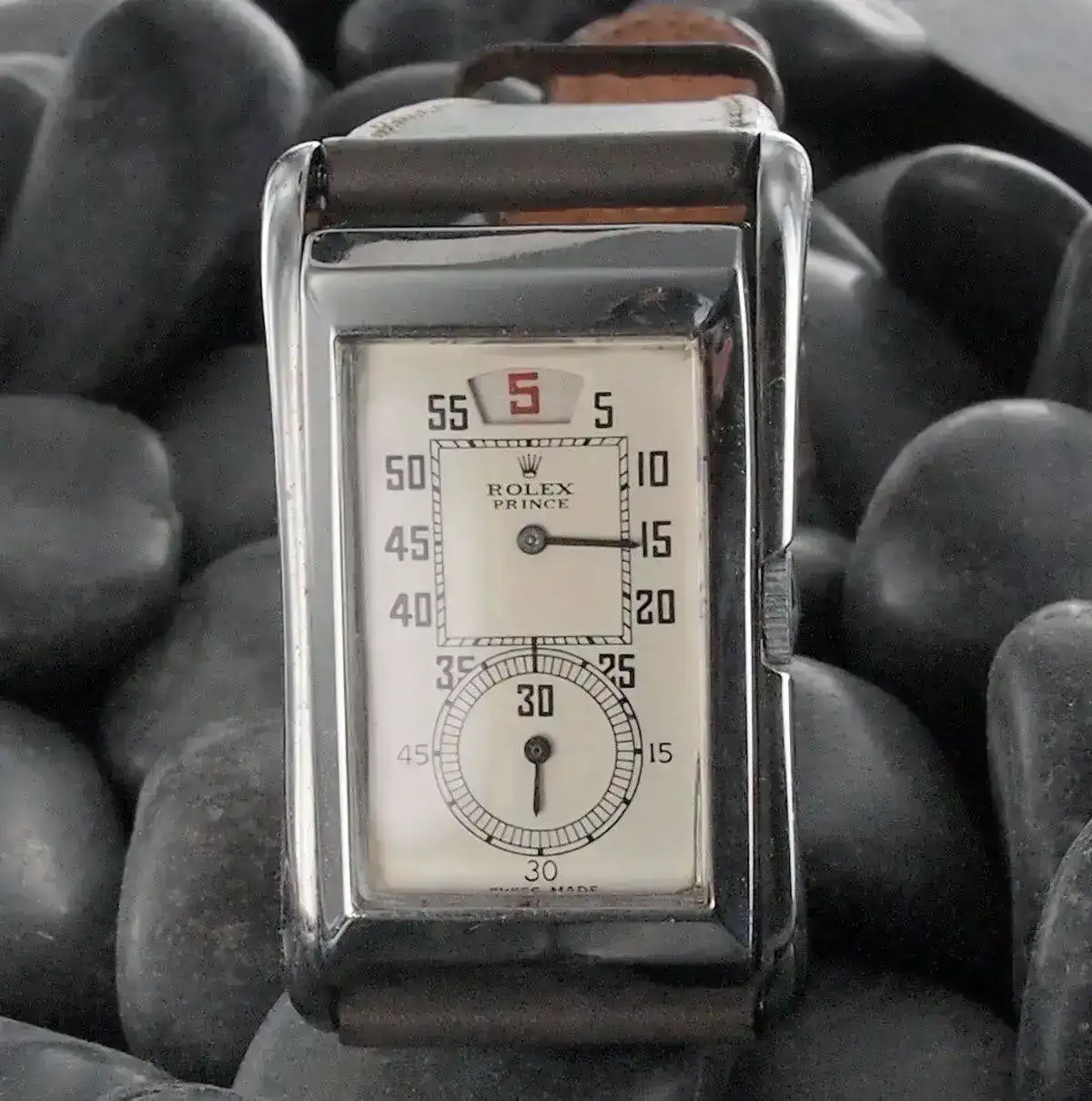 RoPrjumping-hour-steel.webp