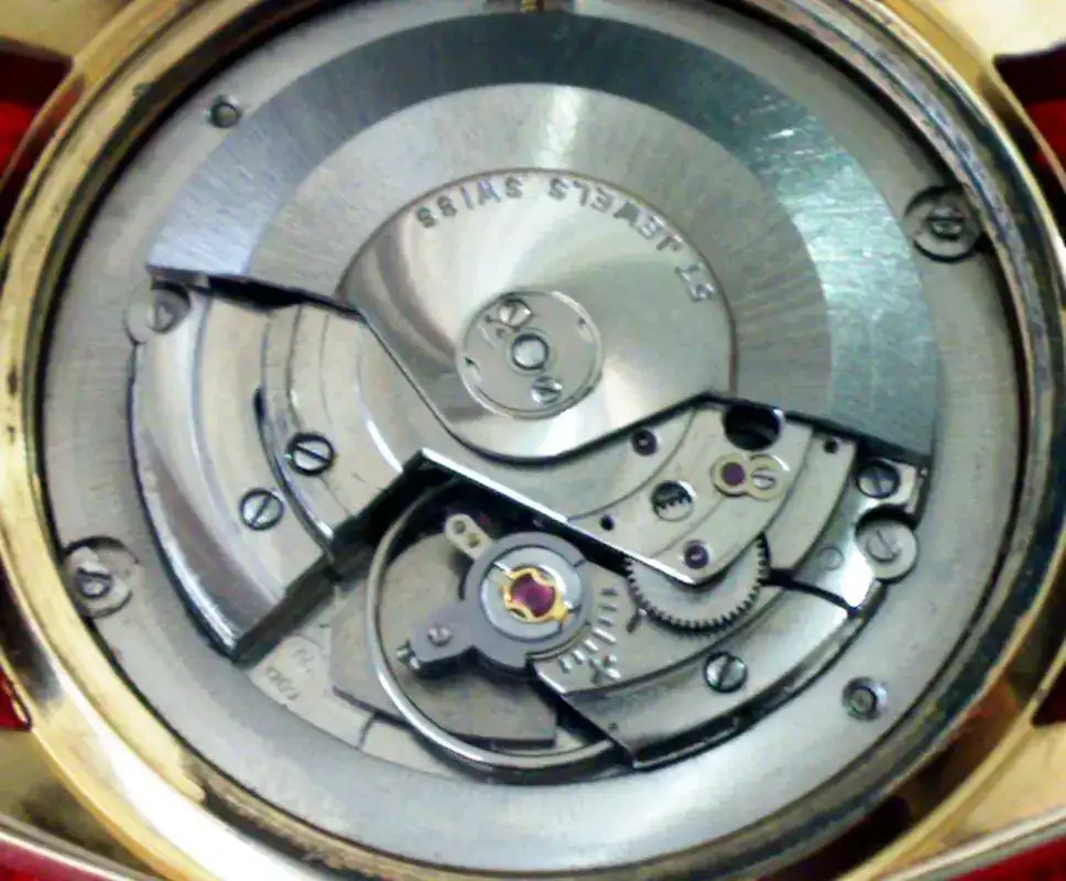 ROYCE 57 J MOV 1.webp