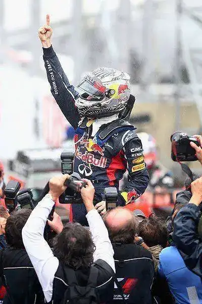rpm_g_vettel_gb2_400.webp