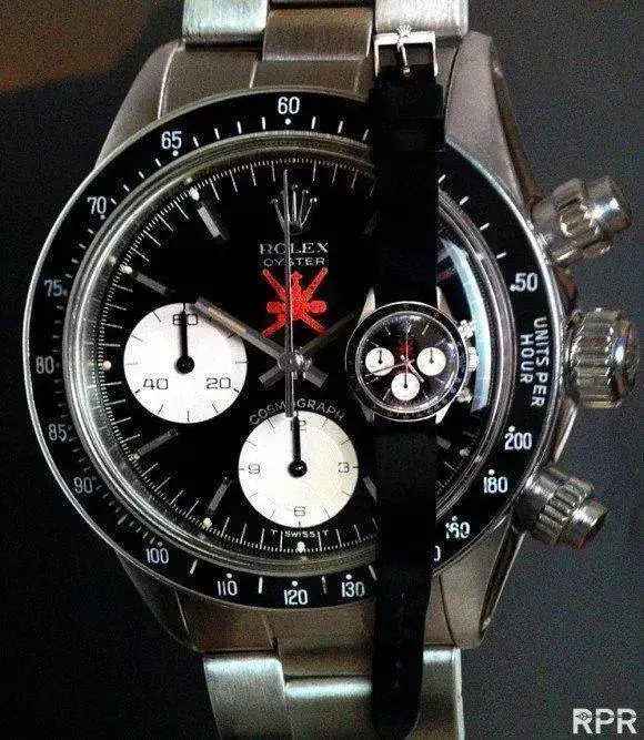 rpr_black6263RedOman-580x667.webp