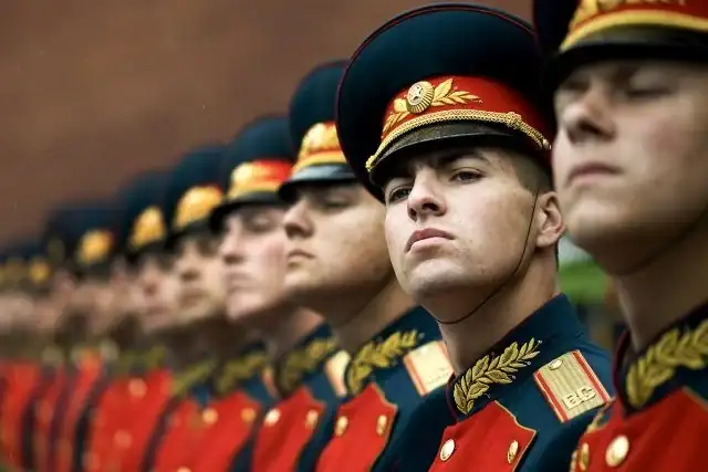 russian-military-guards.webp