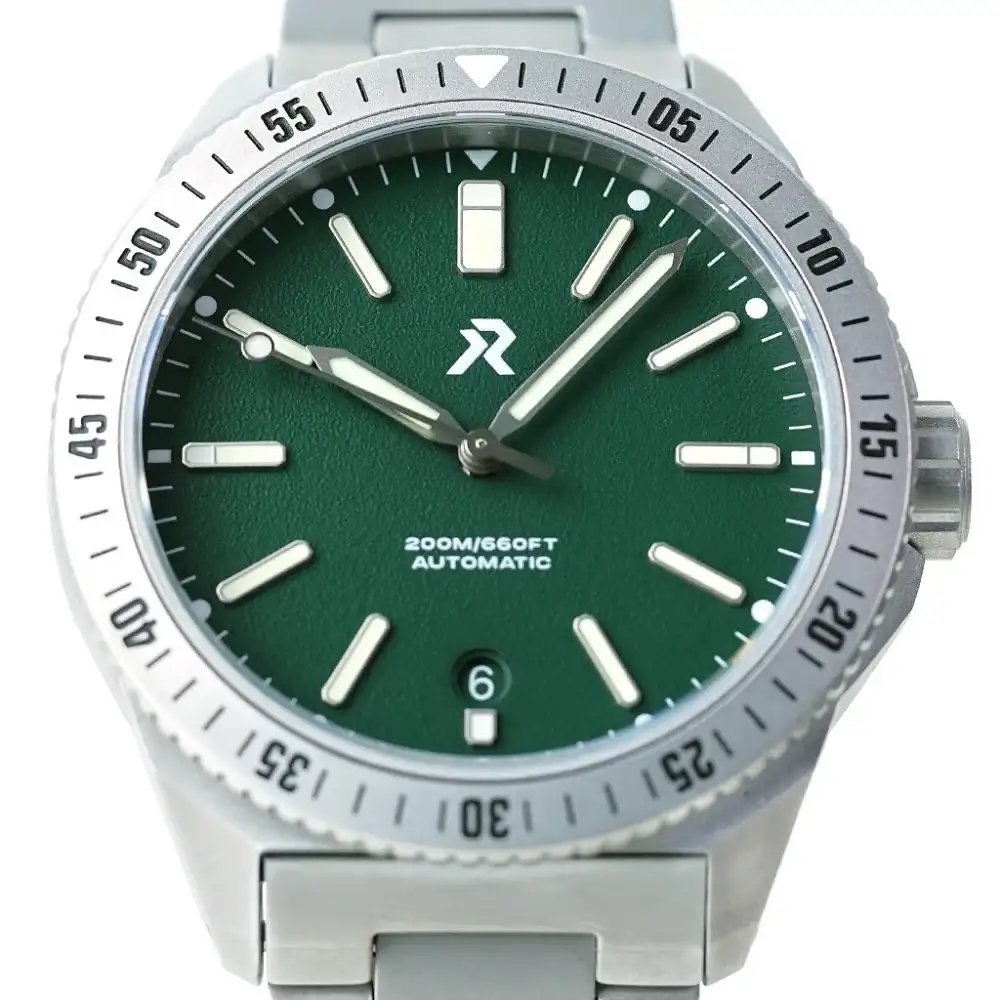 rze_endeavour_green_04.webp