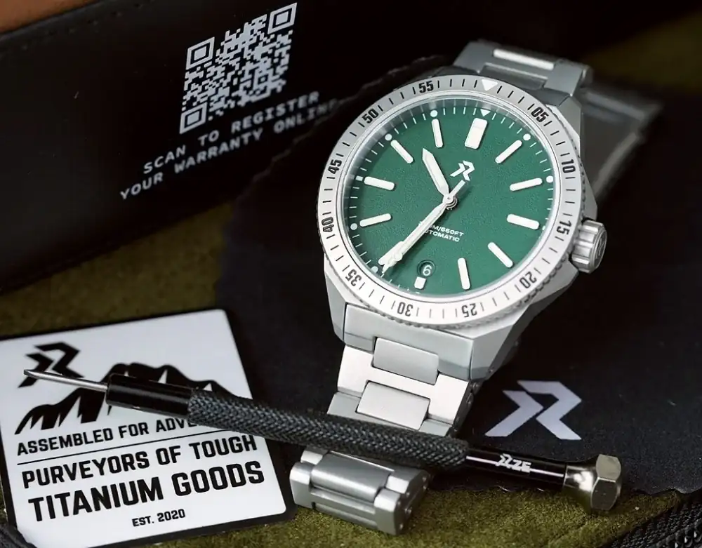 rze_endeavour_green_10b.webp