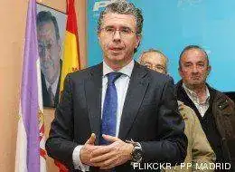 s-FRANCISCO-GRANADOS-large.webp