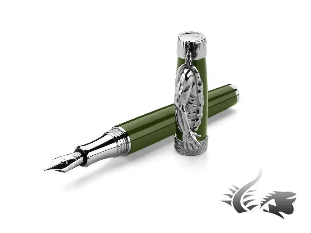s-Limited-Edition-Fountain-Pen-Resin-Silver-trim-3.webp