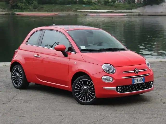 S7-modele--fiat-500-2e-generation.webp