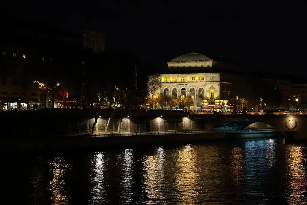 Sabado_Paris_351.webp
