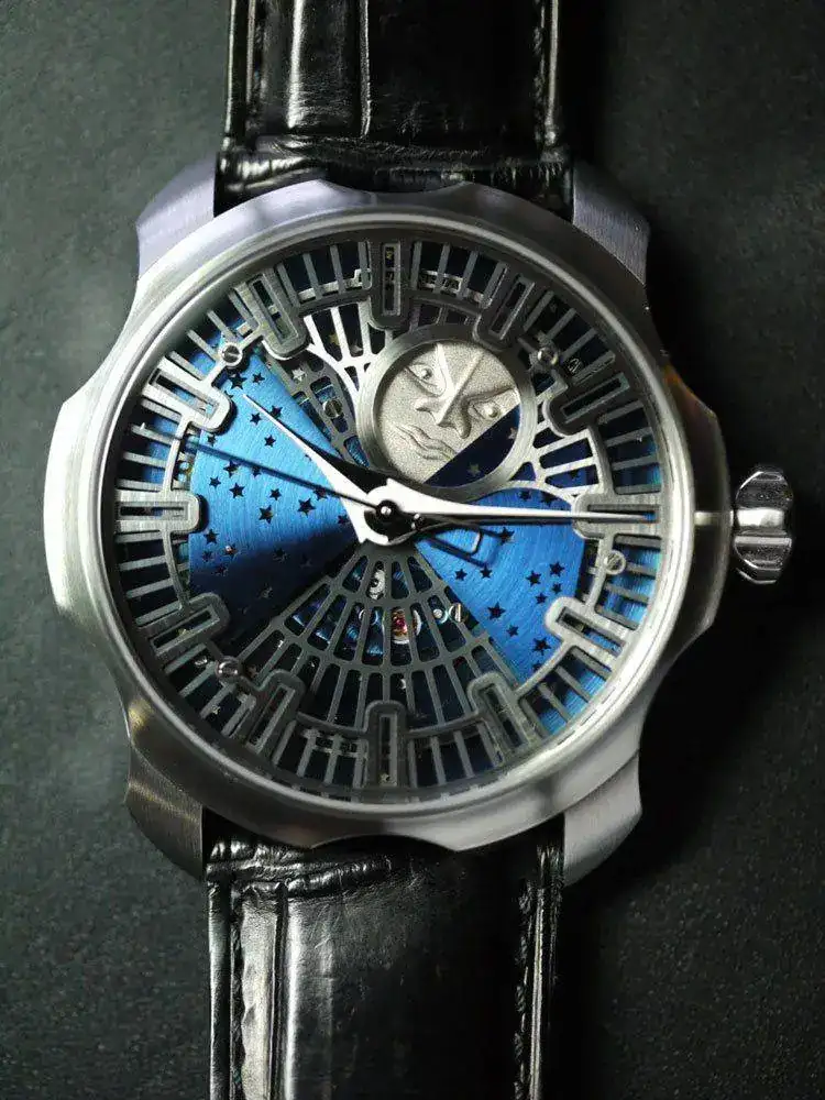 sarpaneva-korona-kosmos-steel-blue-04.webp