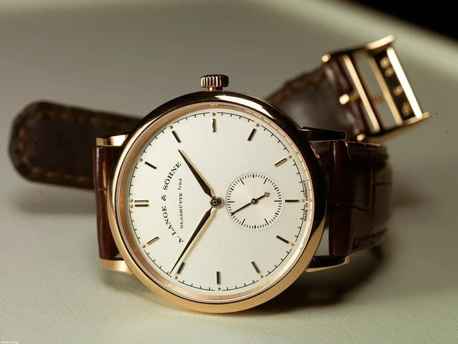 saxonia-dial-1920.webp