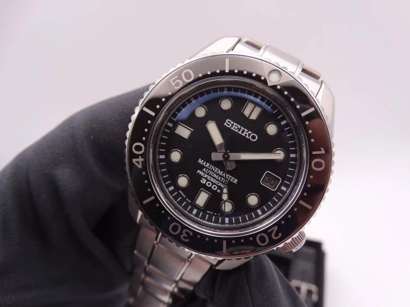 sbdx017 seiko marinemaster prospex 4994.jpg