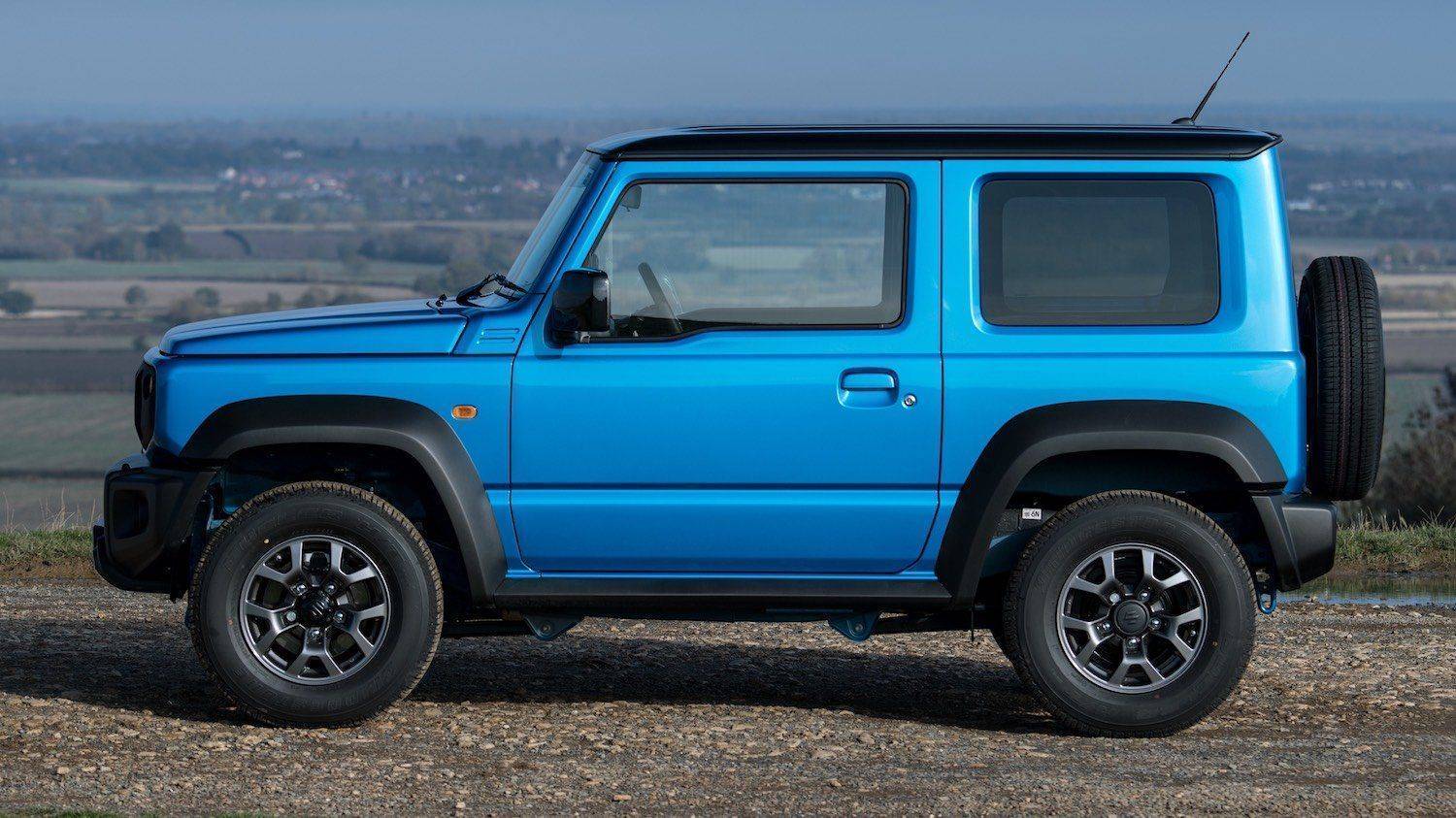 -Scanlan-takes-the-All-New-Jimny-on-and-off-road-5.jpg
