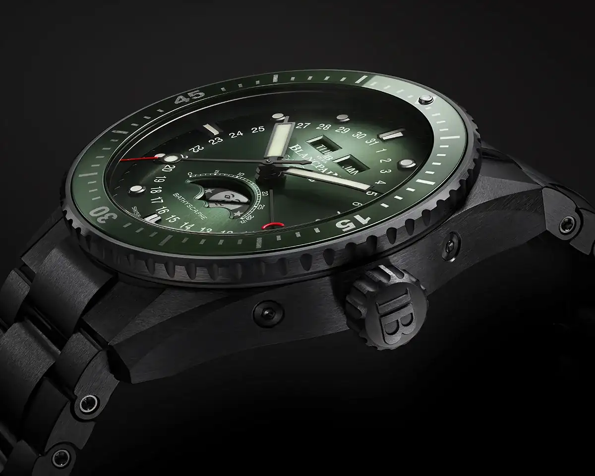 scaphe-Quantieme-Complet-Phases-de-Lune-green-dial.webp