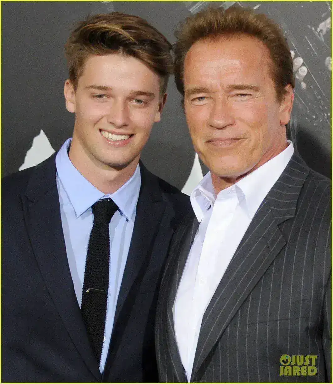 -schwarzenegger-expendables-2-premiere-with-dad-04.webp