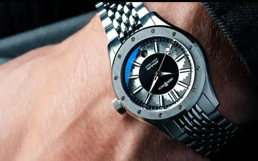 Screenshot 2023-09-29 at 14-14-40 Helicoprion zumbador.webp