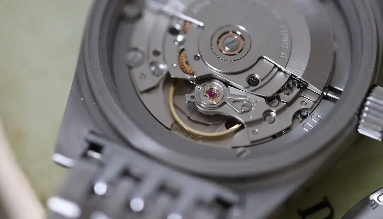 Screenshot_20211225-193534_YouTube.webp