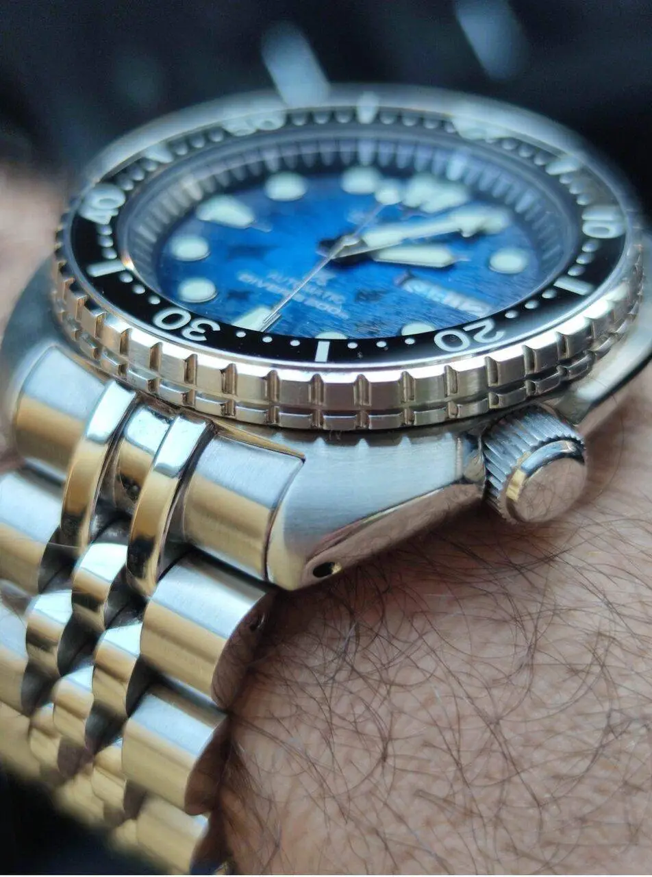 Screenshot_2022-12-30-00-54-10-214-edit_com.miui.gallery.webp