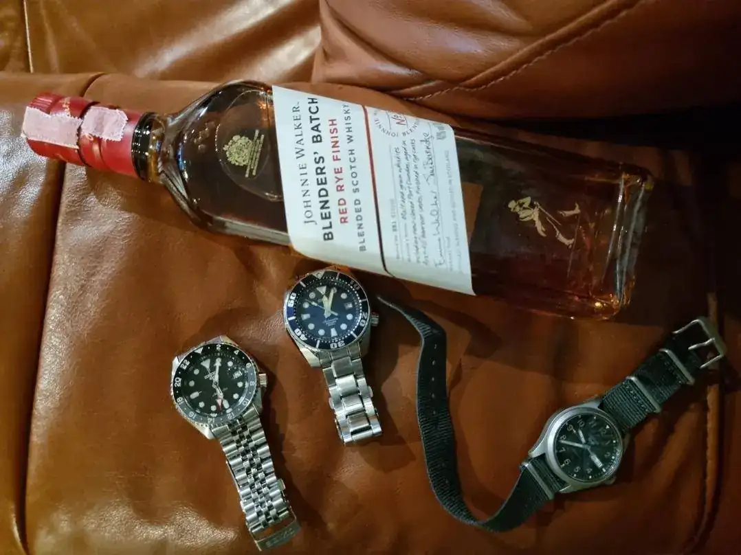 Screenshot_20230421_225635_Gallery.webp