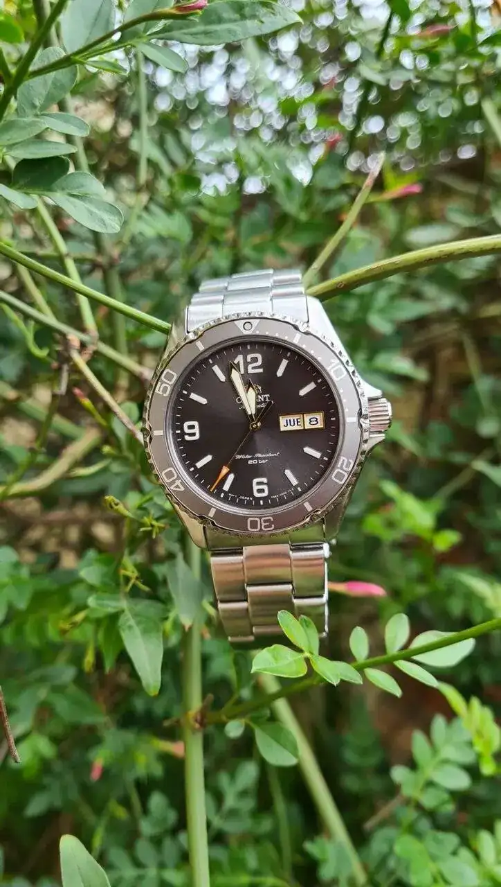 Orient mako III pero el zafiro es nuevo. Relojes Especiales EL