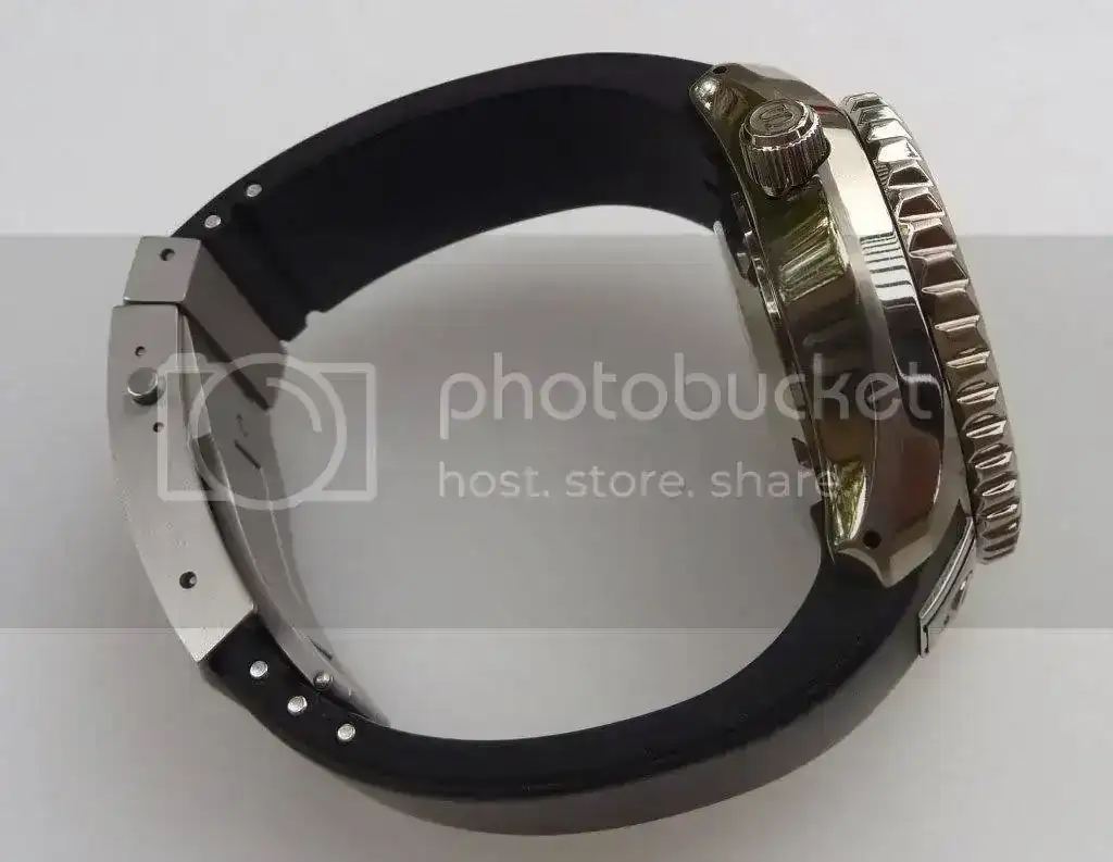 SD600m003.webp
