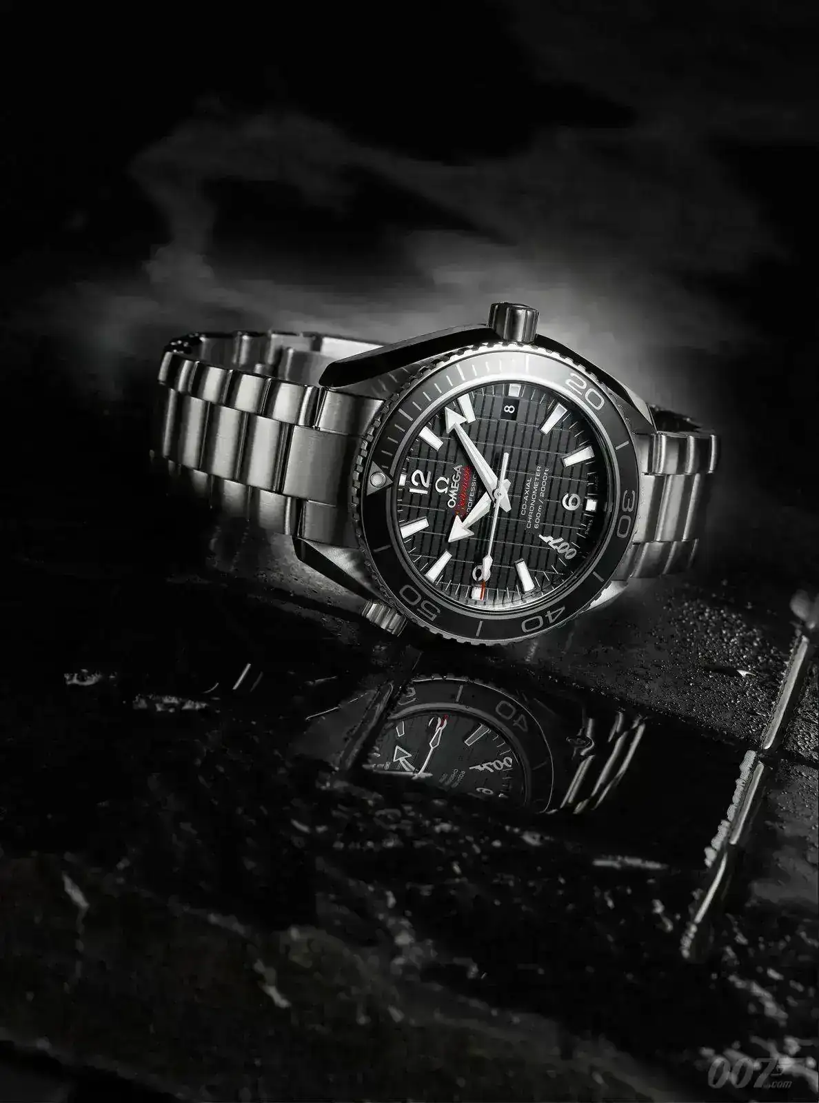 SE104_Planet-Ocean-SKYFALL-LE.webp