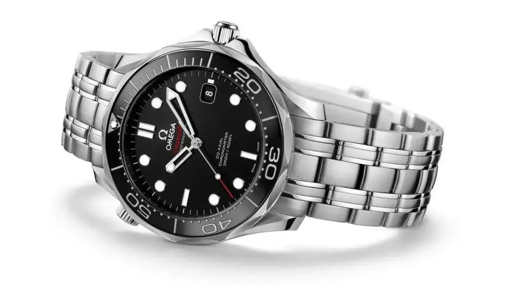 SE_Diver300M_21230412001003_VueC_1600x900.webp