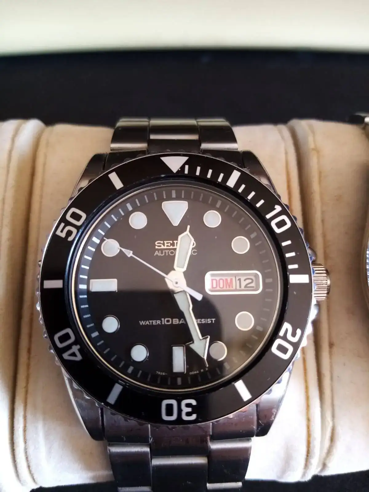 SEIKO 10 BAR NEGRO.webp