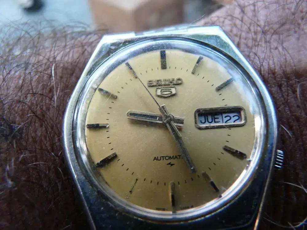 SEIKO 5 7009-8590 OCTUBRE 70.webp