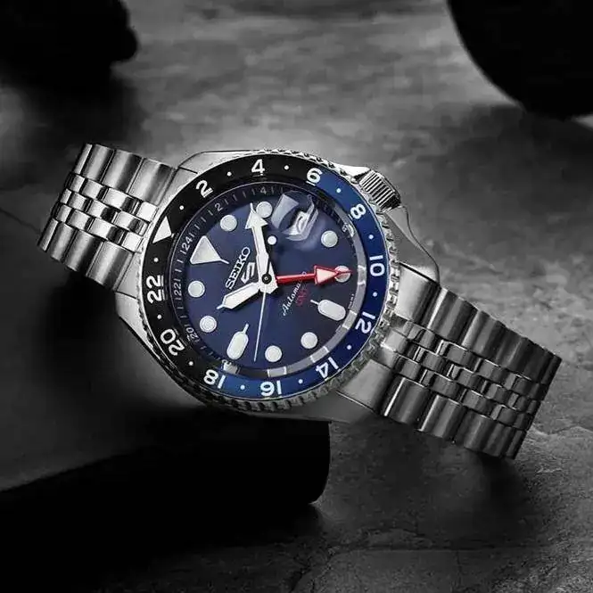 seiko-5-gmt-sports-ssk003k1.webp