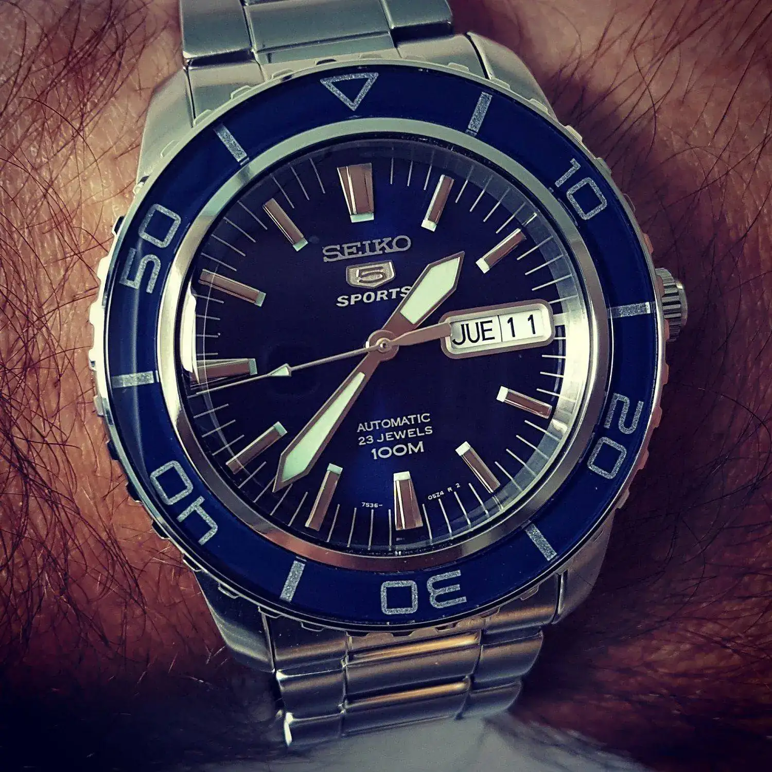Seiko 5 SNZH53 Cal. 7S36 100M  (3).webp