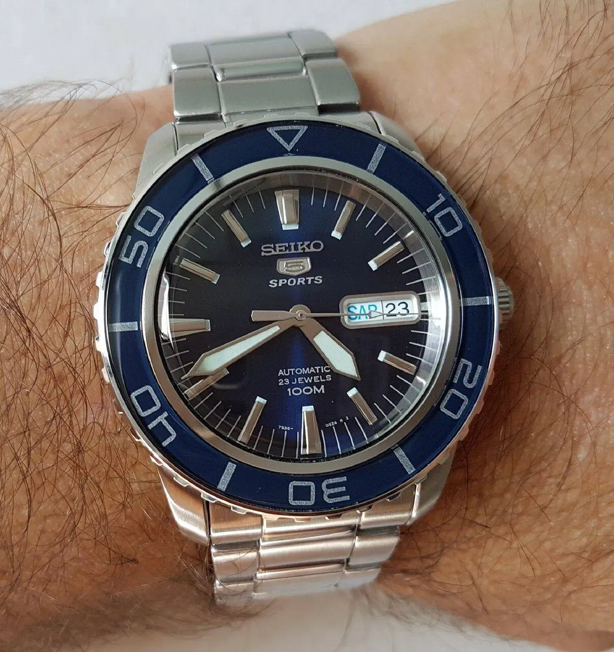 Seiko 5 SNZH53 Cal. 7S36 100M (3).webp