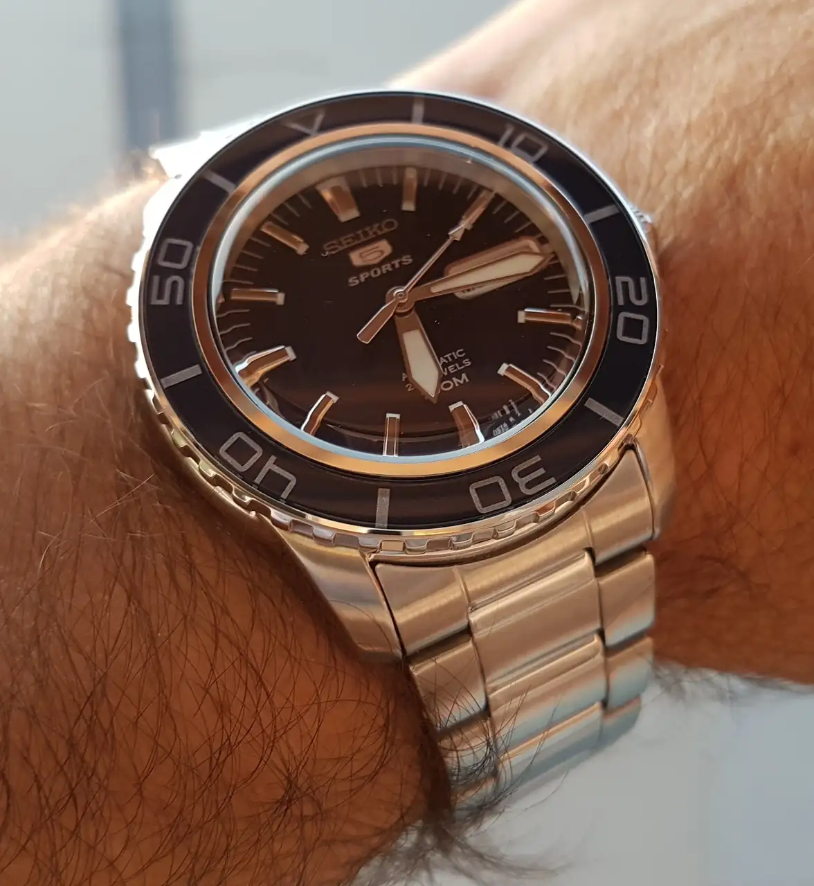 Seiko 5 SNZH53 Cal. 7S36 100M.webp