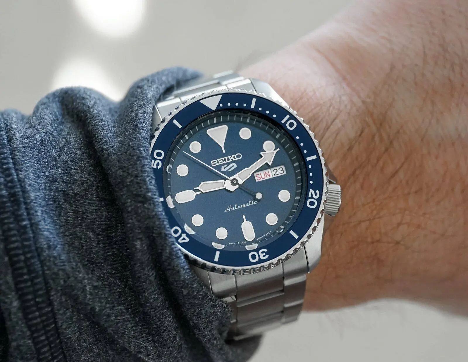 Seiko-5-Sports-5KX-Review-SRPD51-Photo-5-scaled.webp