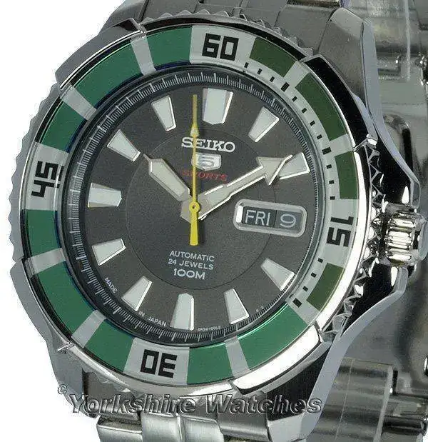 seiko-5-sports-black-dial-day-date-auto-stainless-steel-srp205j1-385-p.webp