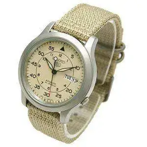 seiko 5 sports military 1.webp