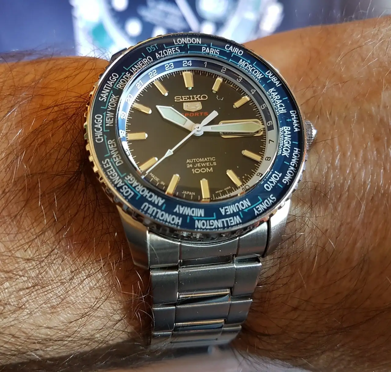 Seiko 5 Sports SRP125 World Time Cal. 4R36 Auto 100M (2).webp