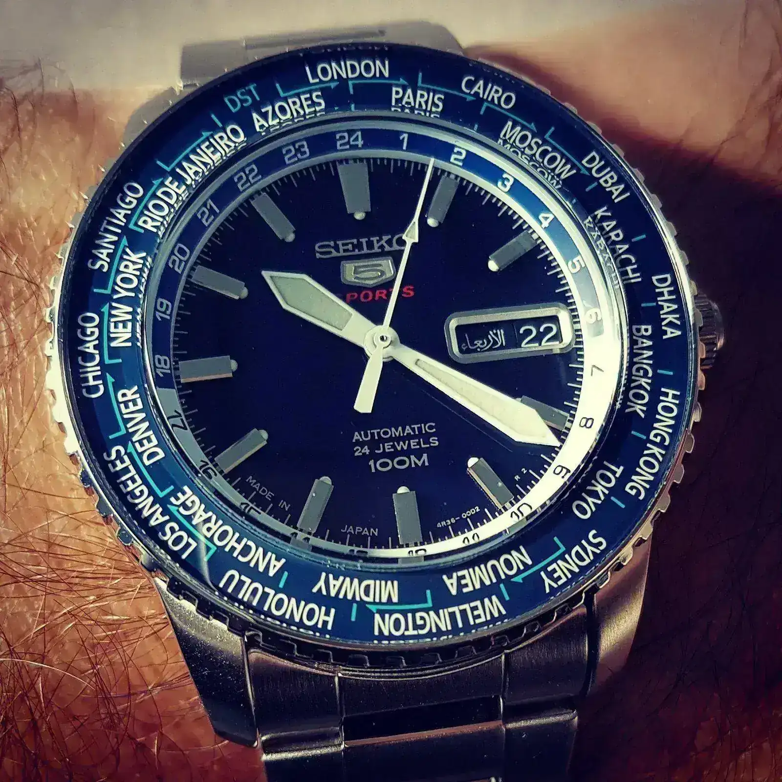 Seiko 5 Sports SRP125 World Time Cal. 4R36 Auto 100M (3).webp