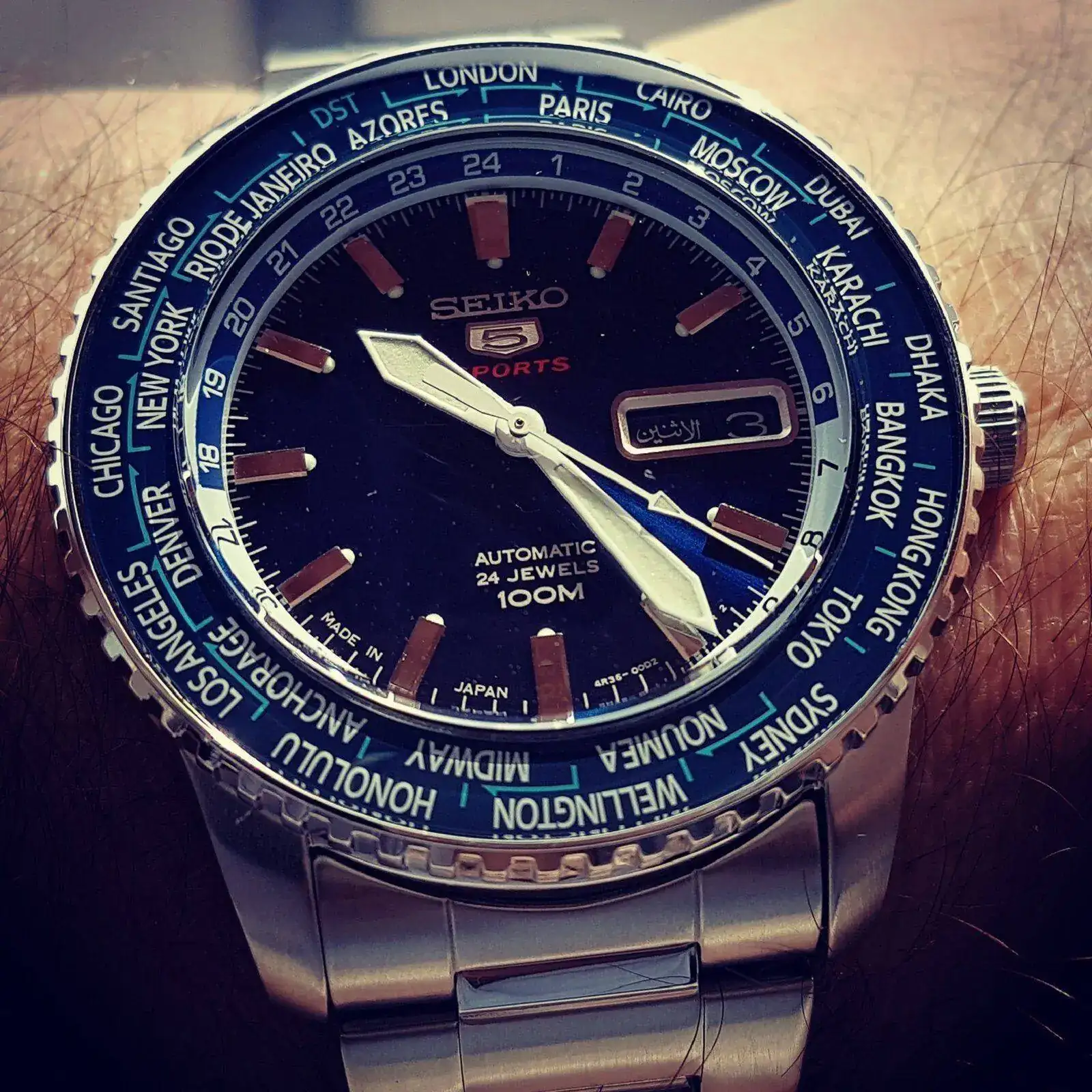 Seiko 5 Sports SRP125 World Time Cal. 4R36 Auto 100M (3).jpg