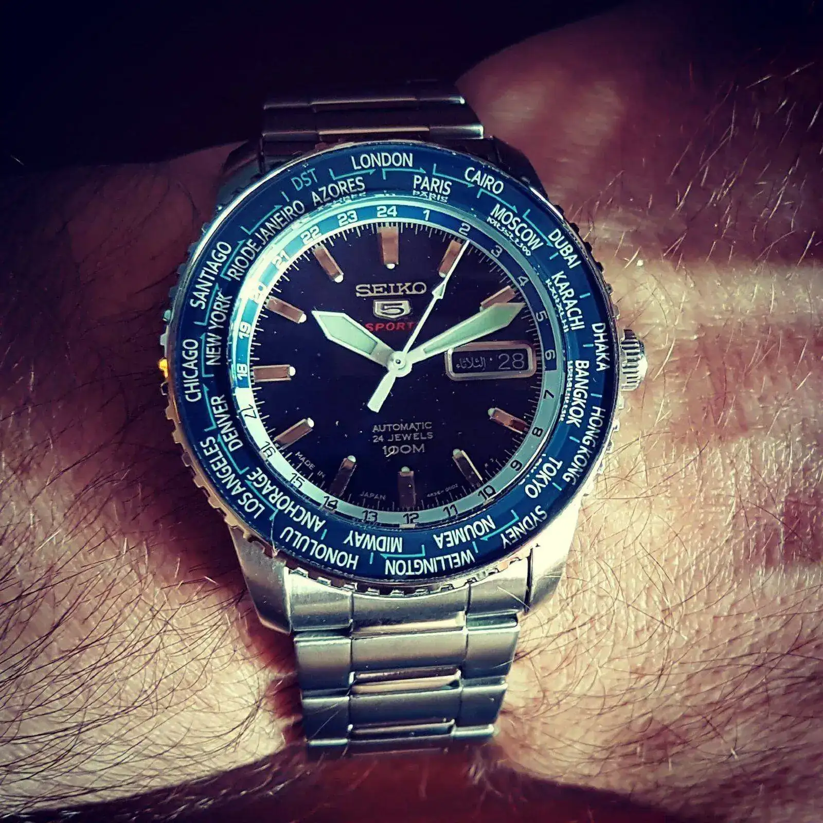 Seiko 5 Sports SRP125 World Time Cal. 4R36 Auto 100M (4).webp