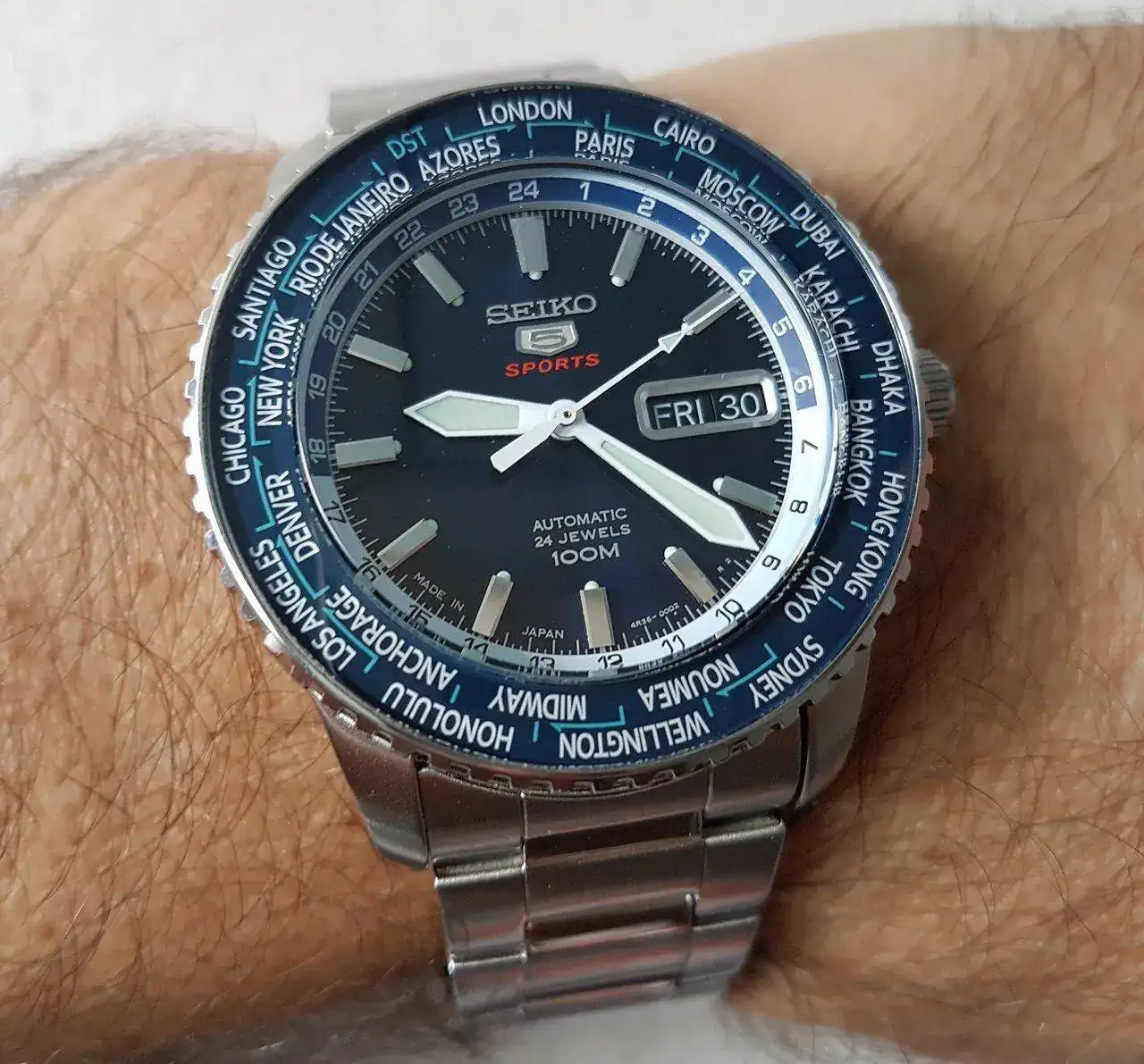 Seiko 5 Sports SRP125 World Time Cal. 4R36 Auto 100M (4).webp