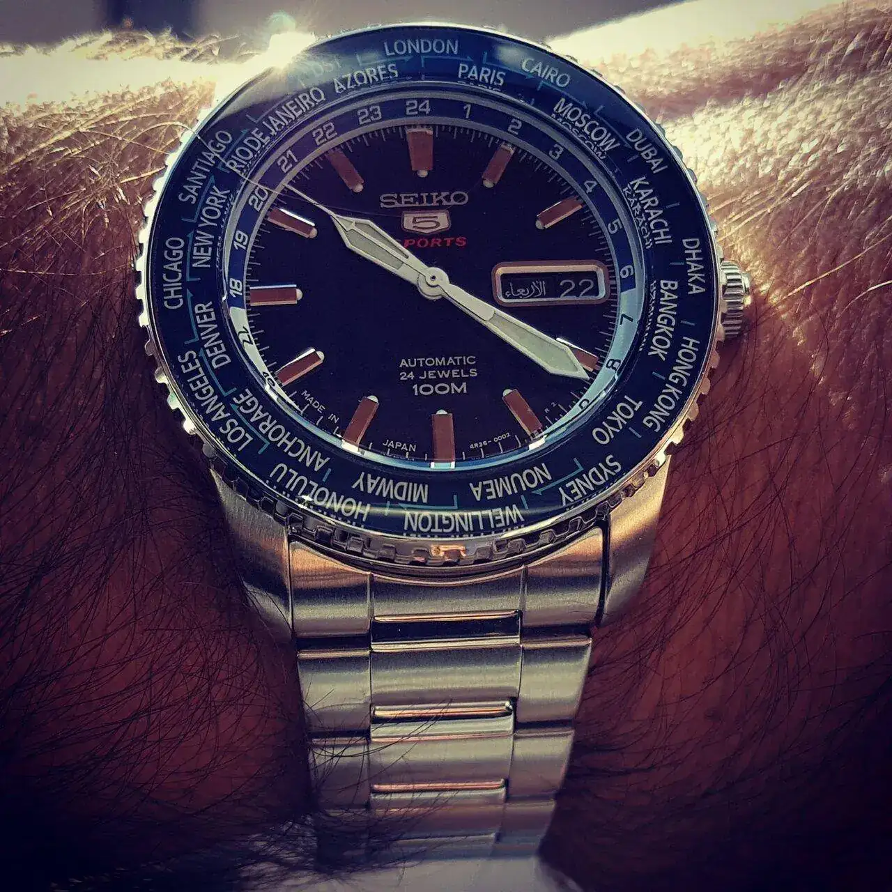 Seiko 5 Sports SRP125 World Time Cal. 4R36 Auto 100M (7).webp