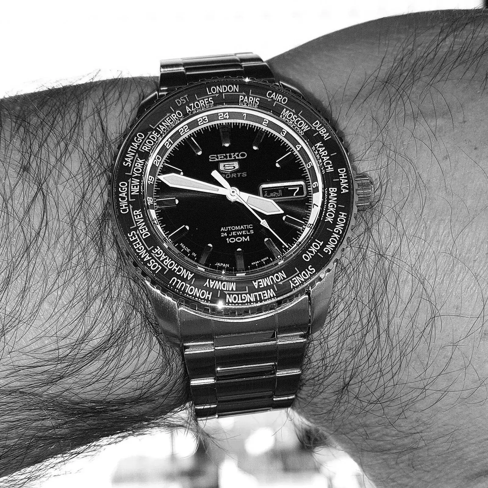 Seiko 5 Sports SRP125 World Time Cal. 4R36 Auto 100M (B&W).webp